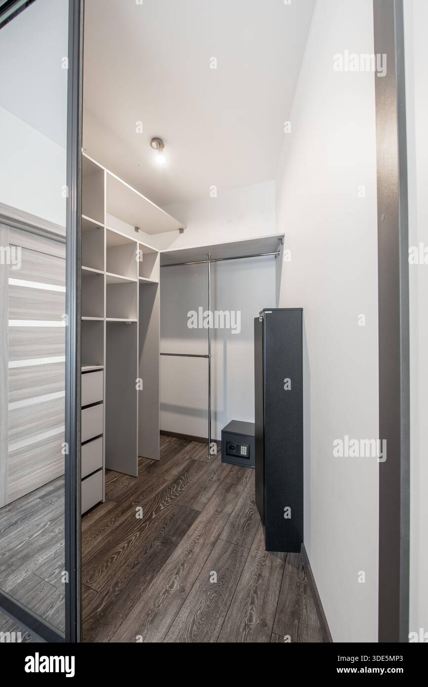Luxury home functionality hi-res stock photography and images - Alamy