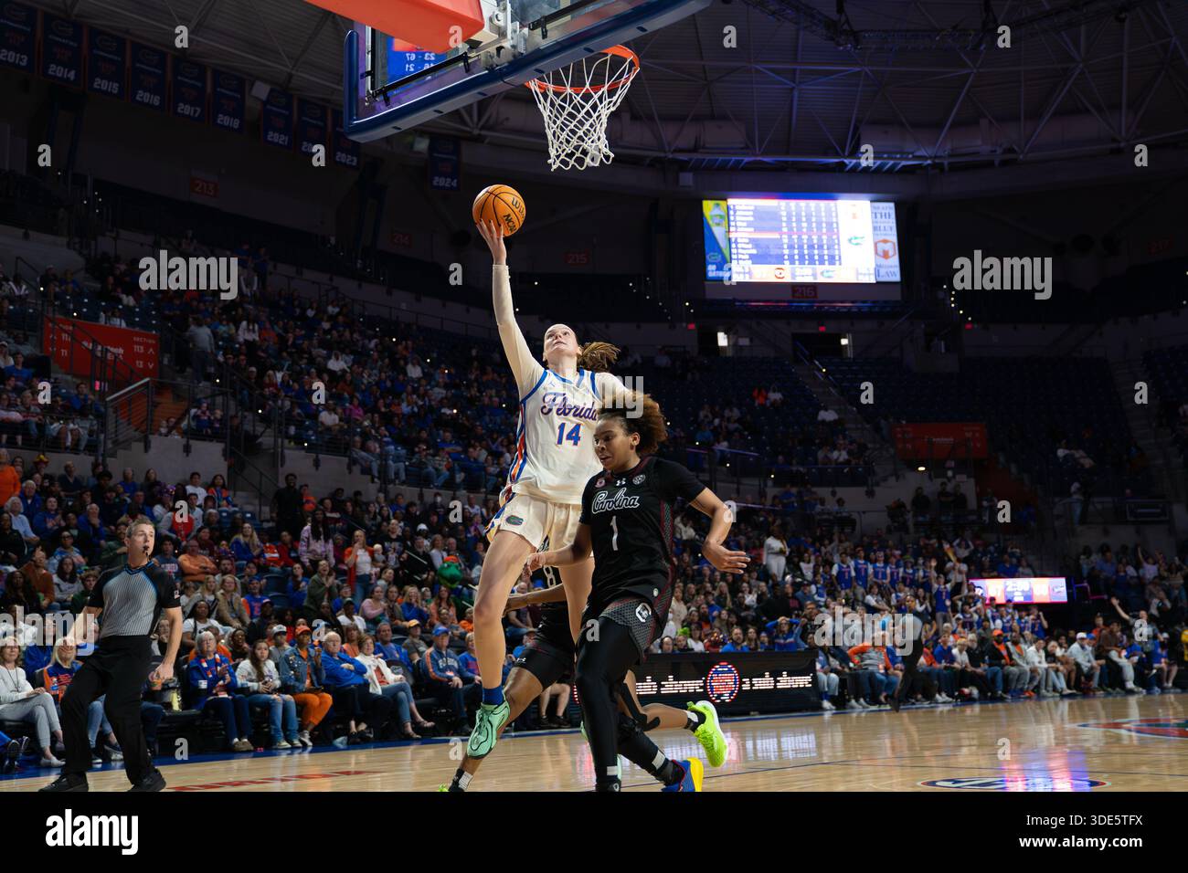 florida-forward-caterina-piatti-14-goes-for-a-layup-against-south