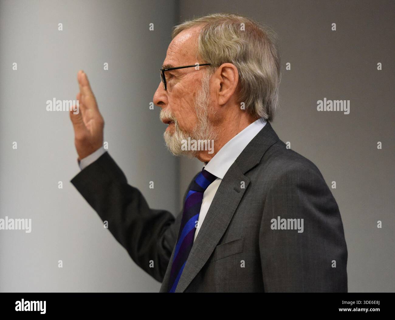 Attorney Andrew Bowman, who formerly represented Michelle Troconis is ...