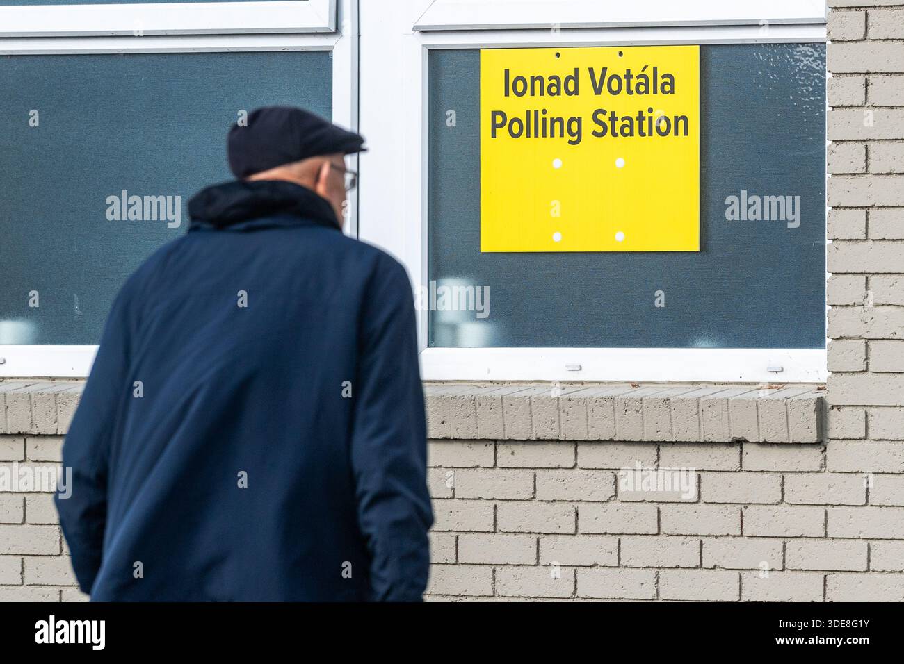Politics: Irish Presidential Election voting day at Skibbereen GAA Club, West Cork, Ireland. Stock Photo
