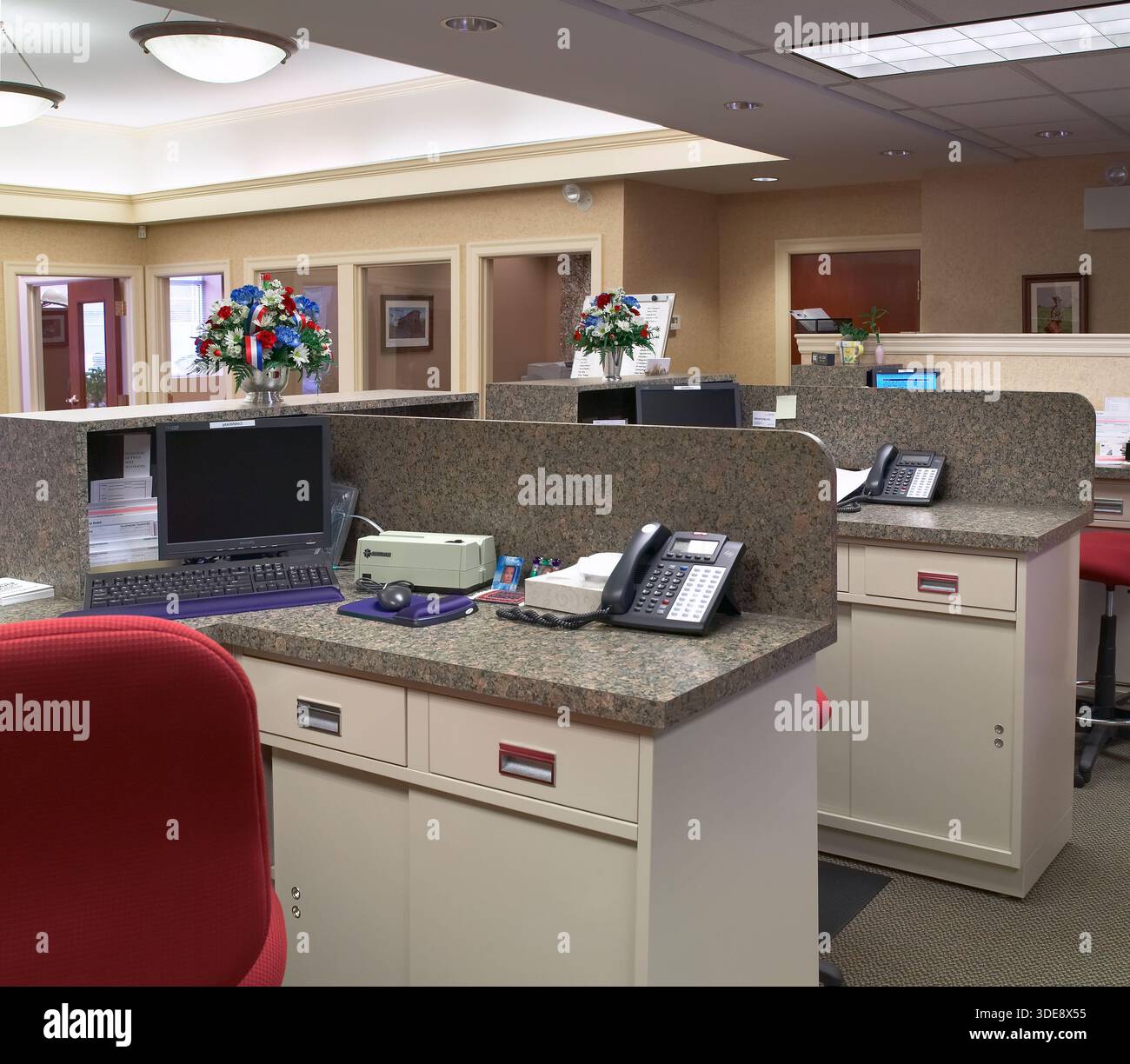 Bank counters usa hi-res stock photography and images - Alamy