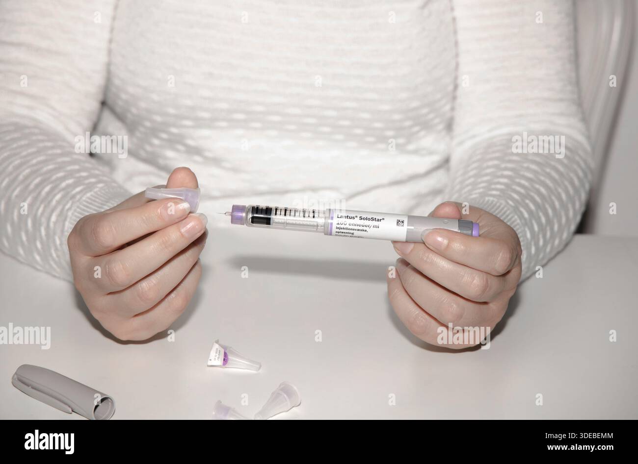 Ant Injection Ozempic injection man hi-res stock photography and images - Alamy