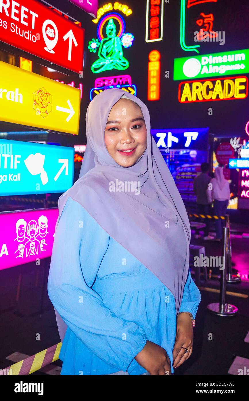 neon hijab