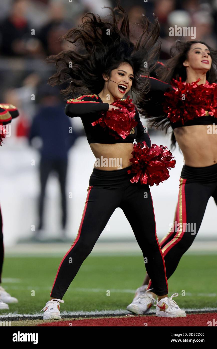 The San Francisco 49ers Gold Rush cheerleaders perform during an NFL ...