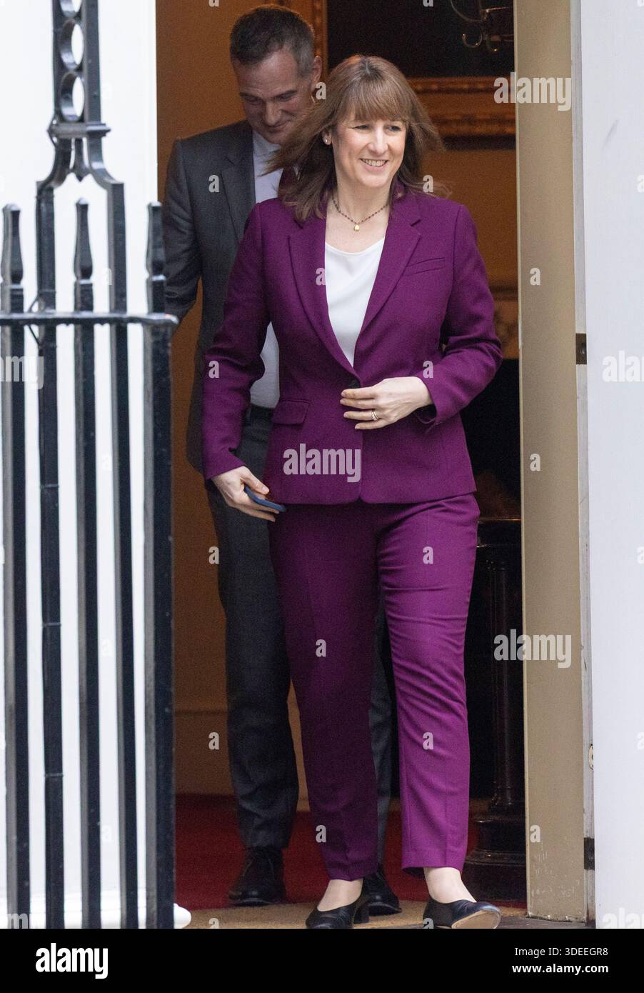 Rachel Reeves Despatch Box London, UK. 7th Jan, 2026. Chancellor, Rachel Reeves, departs Number 11 ...