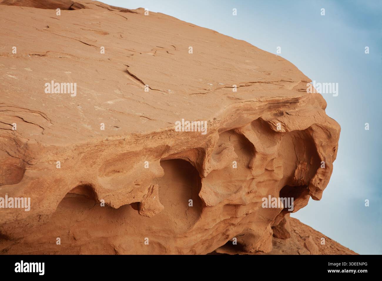 Red sedimentary marl rock hi-res stock photography and images - Alamy