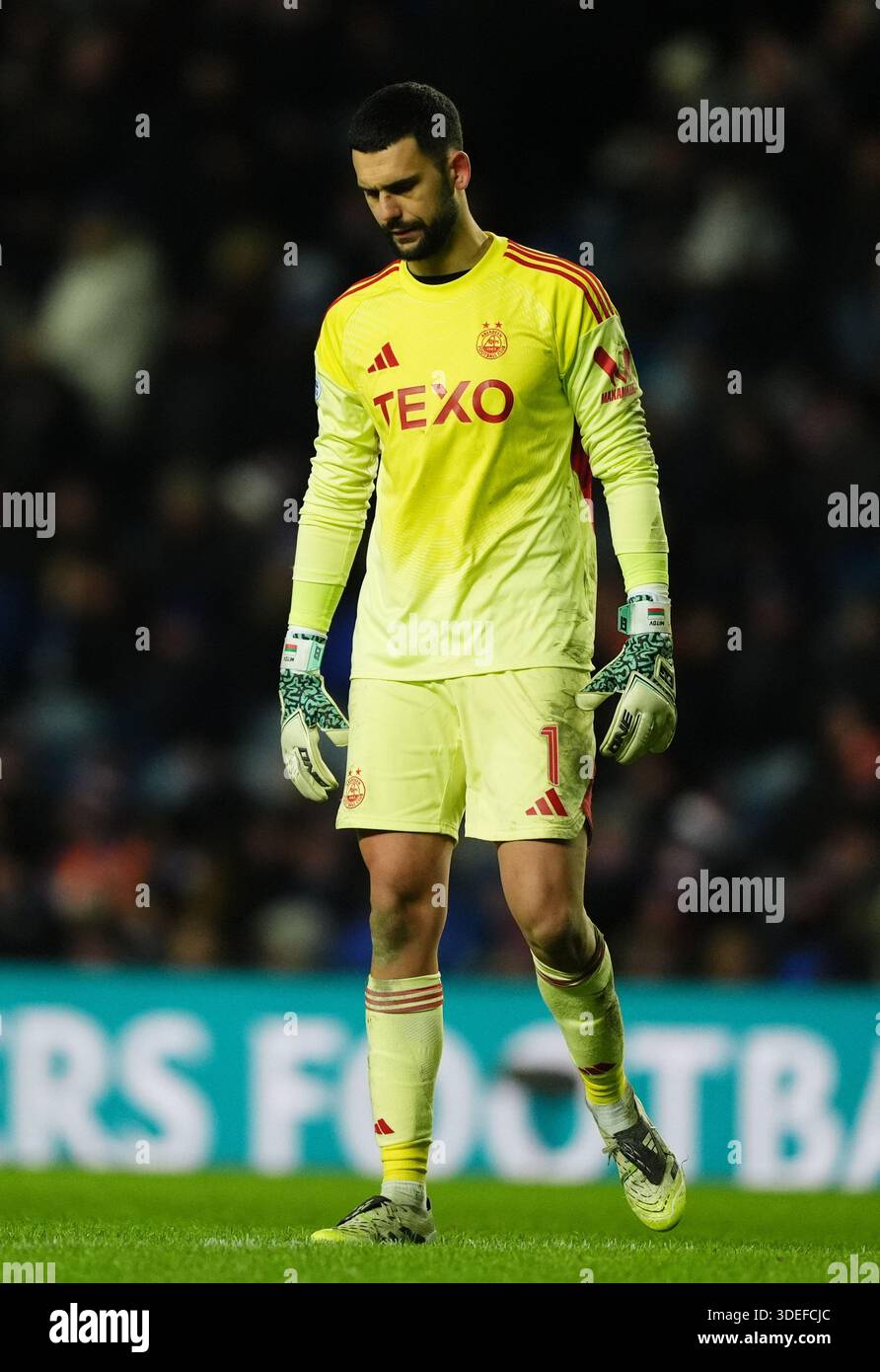 Aberdeen goalkeeper Dimitar Mitov during the William Hill Premiership ...