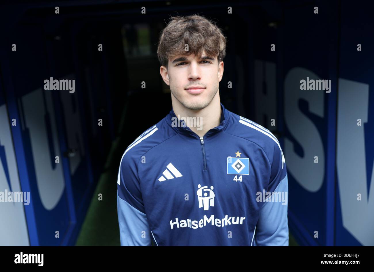 production-06-january-2026-hamburg-luka-vuskovic-soccer-player-for