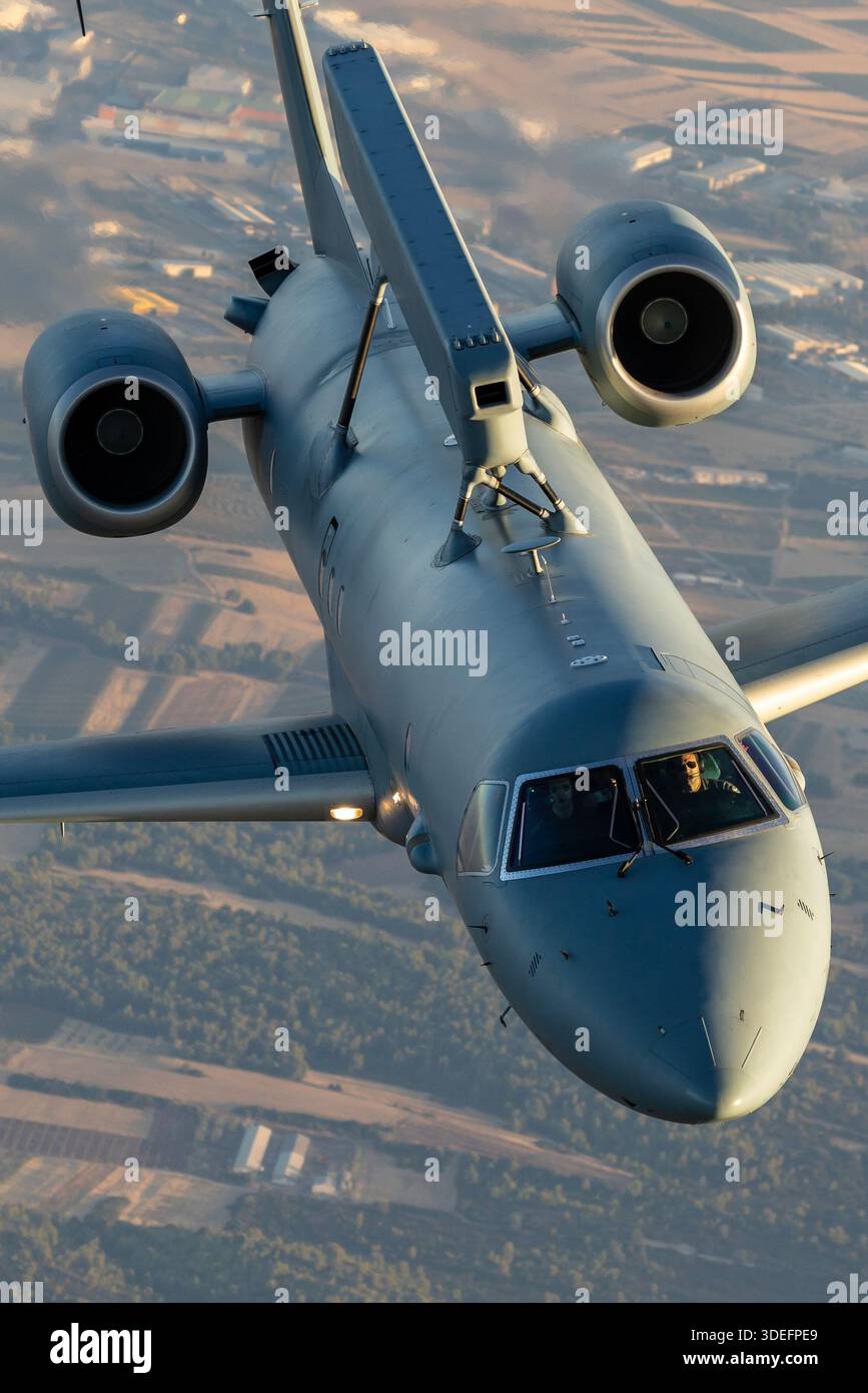 Rolls royce powered embraer hi-res stock photography and images - Alamy