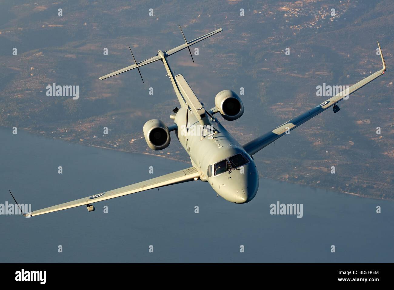 Rolls royce powered embraer hi-res stock photography and images - Alamy