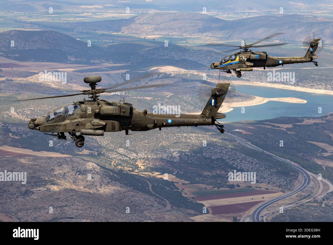 Air-to-air photograph of Hellenic Army Boeing AH-64DHA Apache Longbow ...