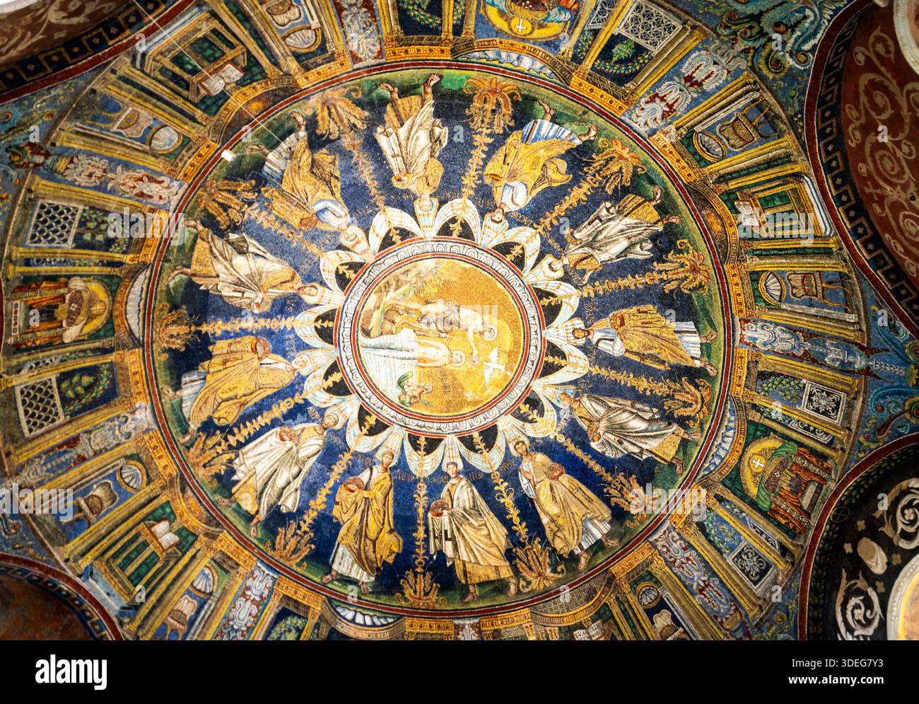 Intricate symbols hi-res stock photography and images - Alamy