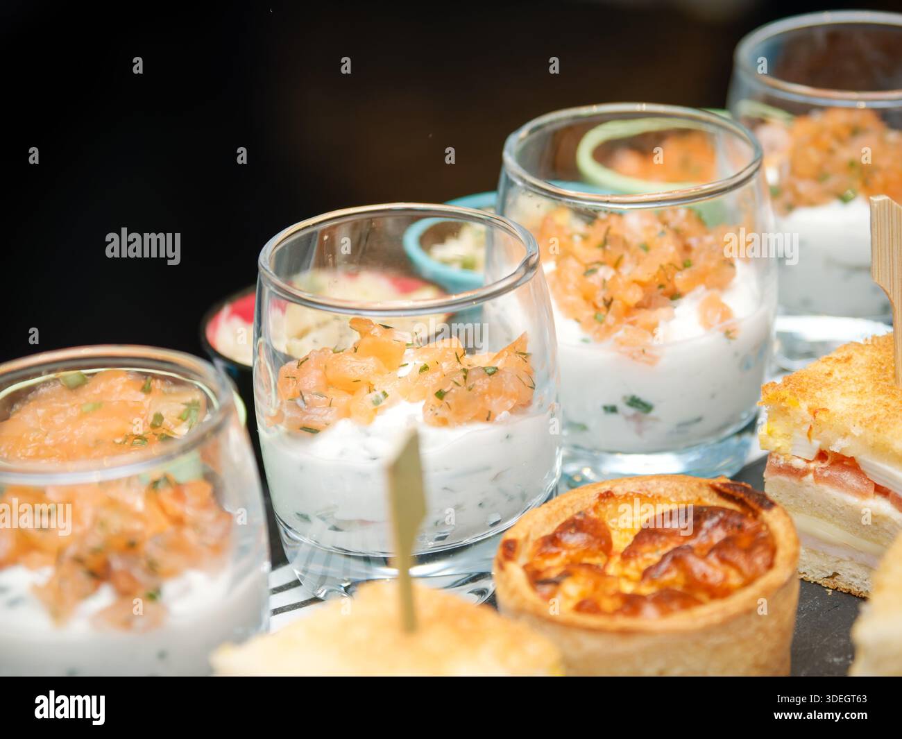 Quiches display savory pastry hi-res stock photography and images - Alamy