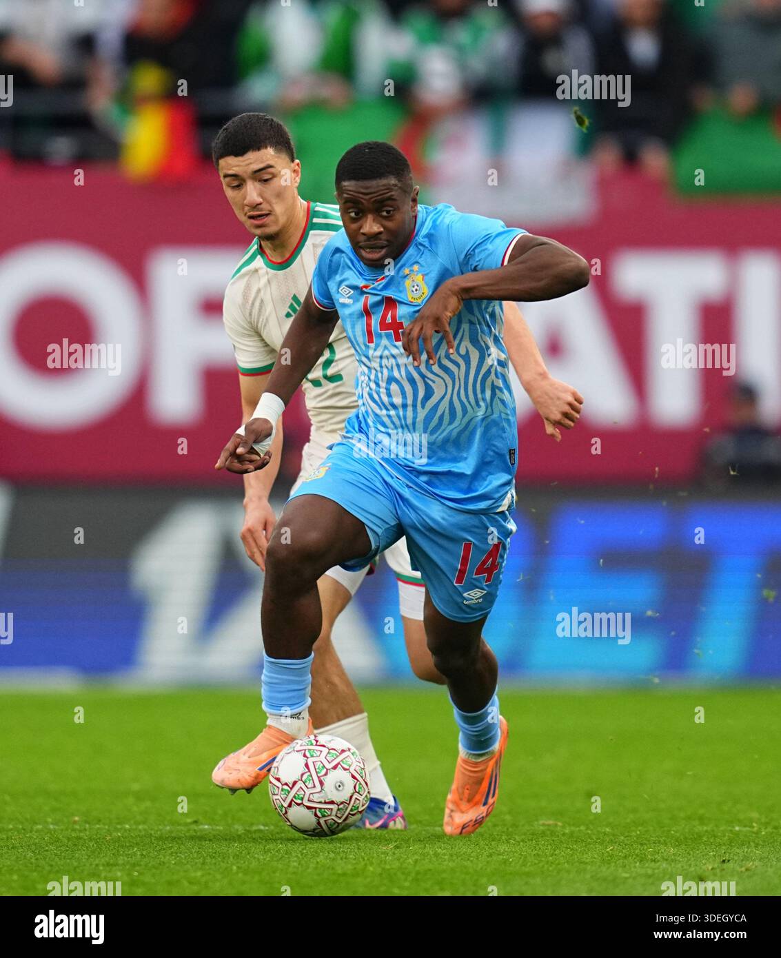 What tactical adjustments defined the England vs. DRC match?