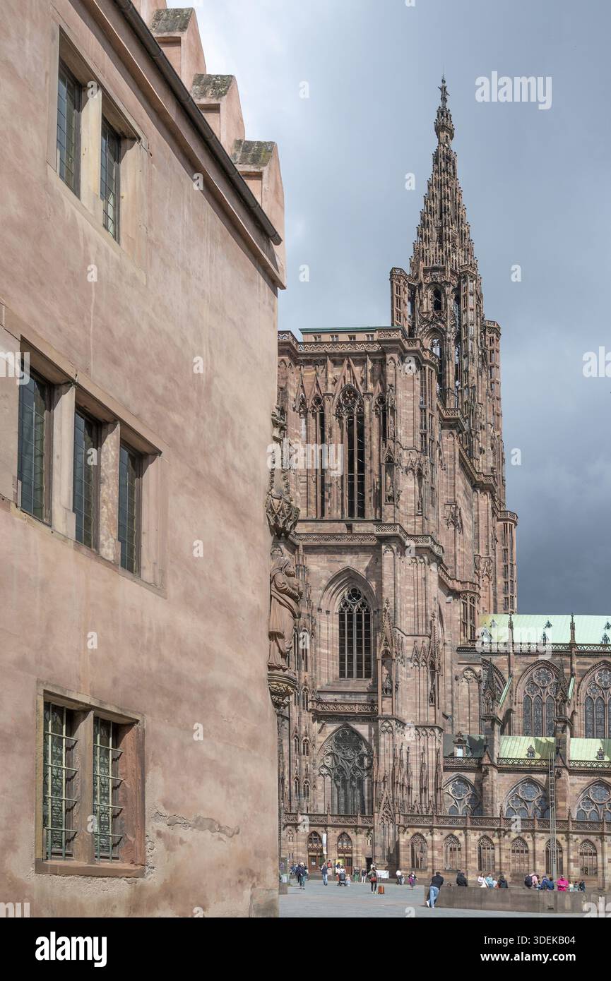 Square Gothic Window Gothic cathedral facade rises hi-res stock photography and images - Alamy