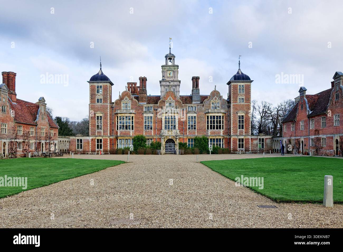Hall hi res hi-res stock photography and images - Alamy