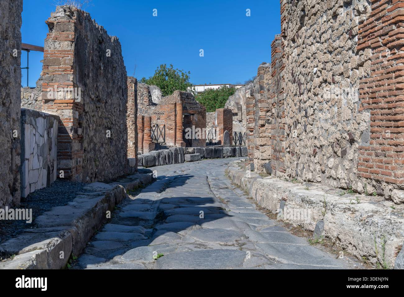 Walking on the same paving stones as Romans did nearly 2000 years ago ...