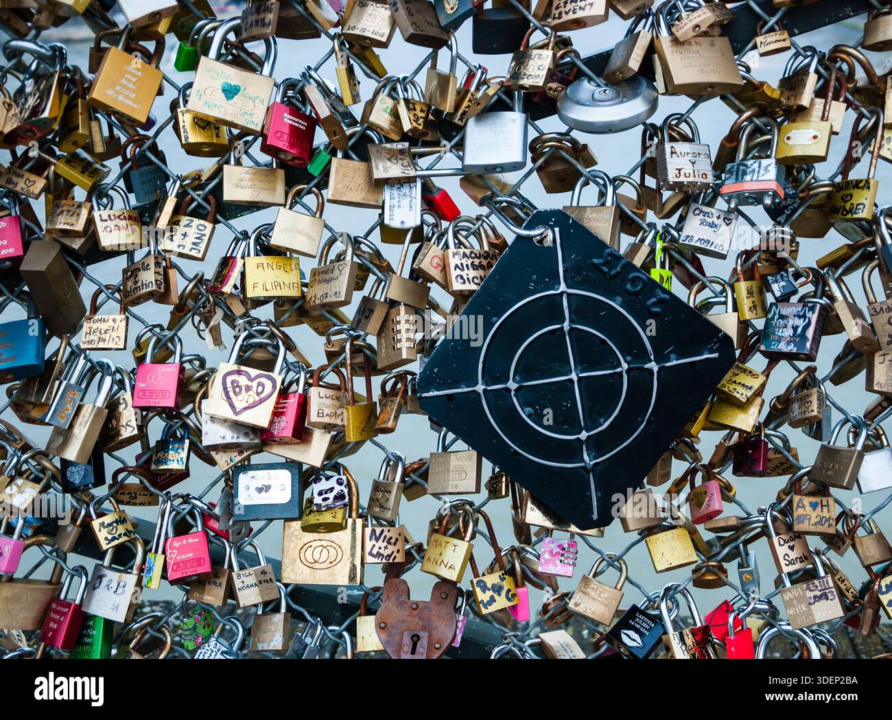 PARIS - MARCH 24: Love lock in shape of shooting target as seen on ...