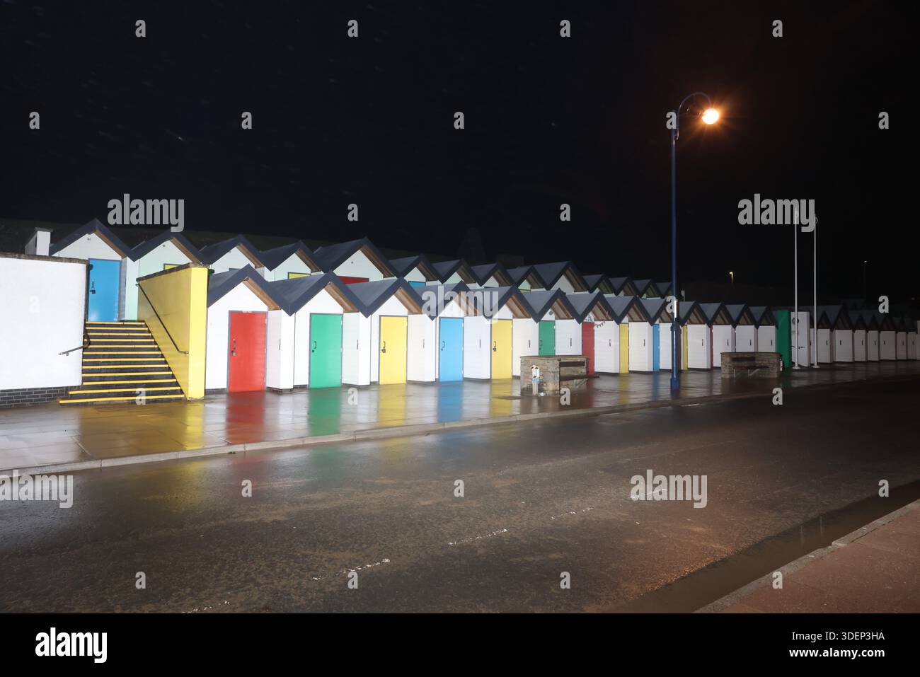 8th January 2026 - Storm Goretti’s “weather Bomb” sweeps and batters the south west of England including Swanage, Dorset as winds reach to more than 45mph and strong water currents hitting the seaside town shores - Credit: Jason Edwards(JPE photos)/alamy live news Stock Photo
