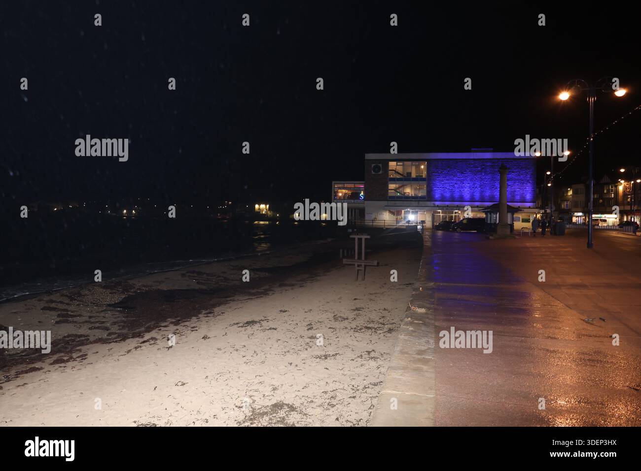 8th January 2026 - Storm Goretti’s “weather Bomb” sweeps and batters the south west of England including Swanage, Dorset as winds reach to more than 45mph and strong water currents hitting the seaside town shores - Credit: Jason Edwards(JPE photos)/alamy live news Stock Photo