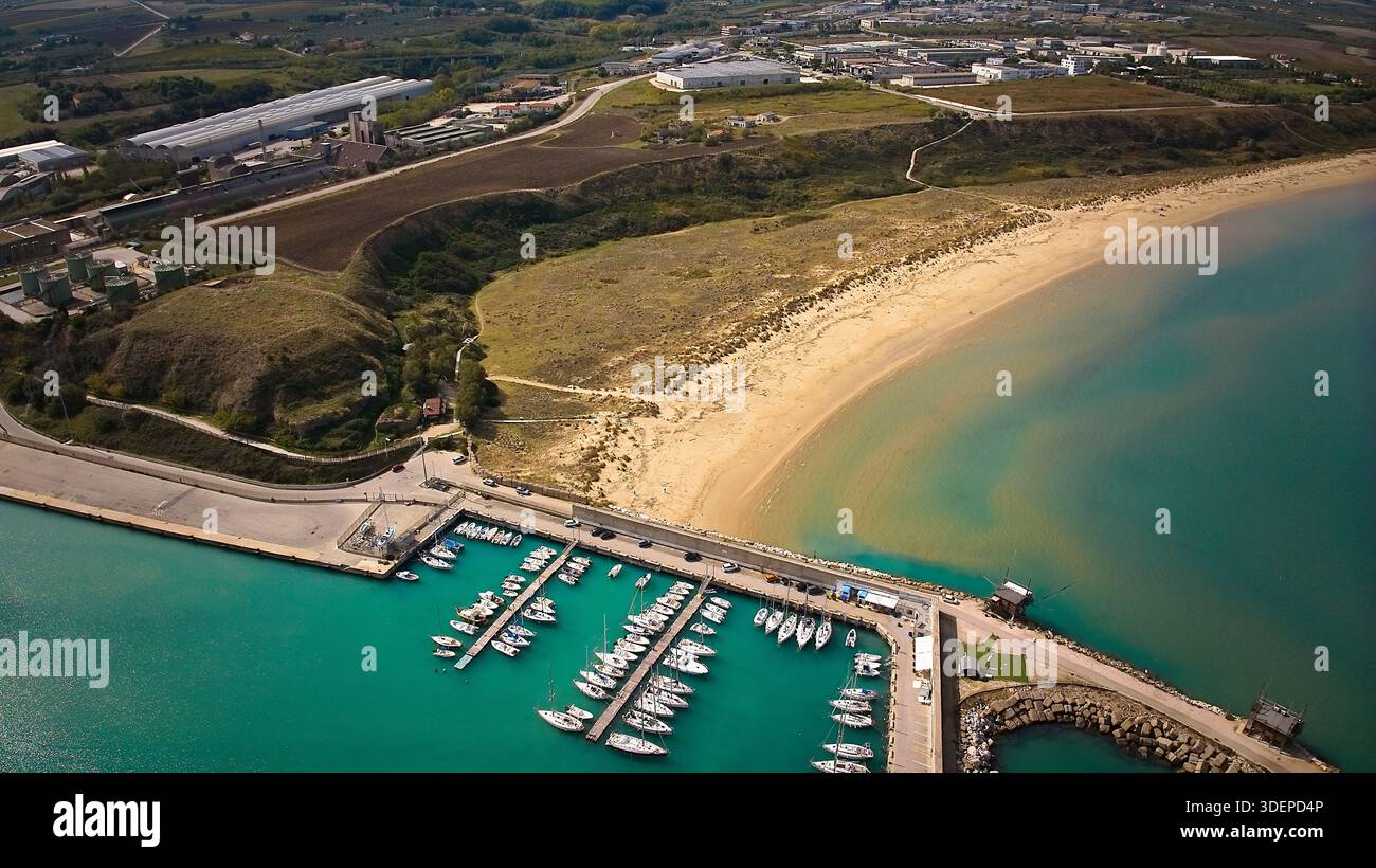 Aerial coastal view vasto hi-res stock photography and images - Alamy