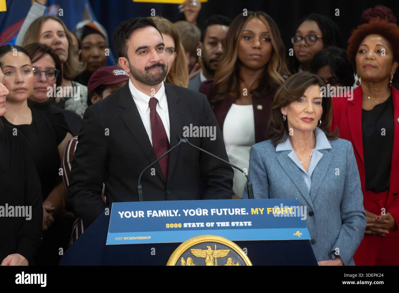 NY Governor Kathy Hochul and NY Mayor Zohran Mamdani unveil the ...