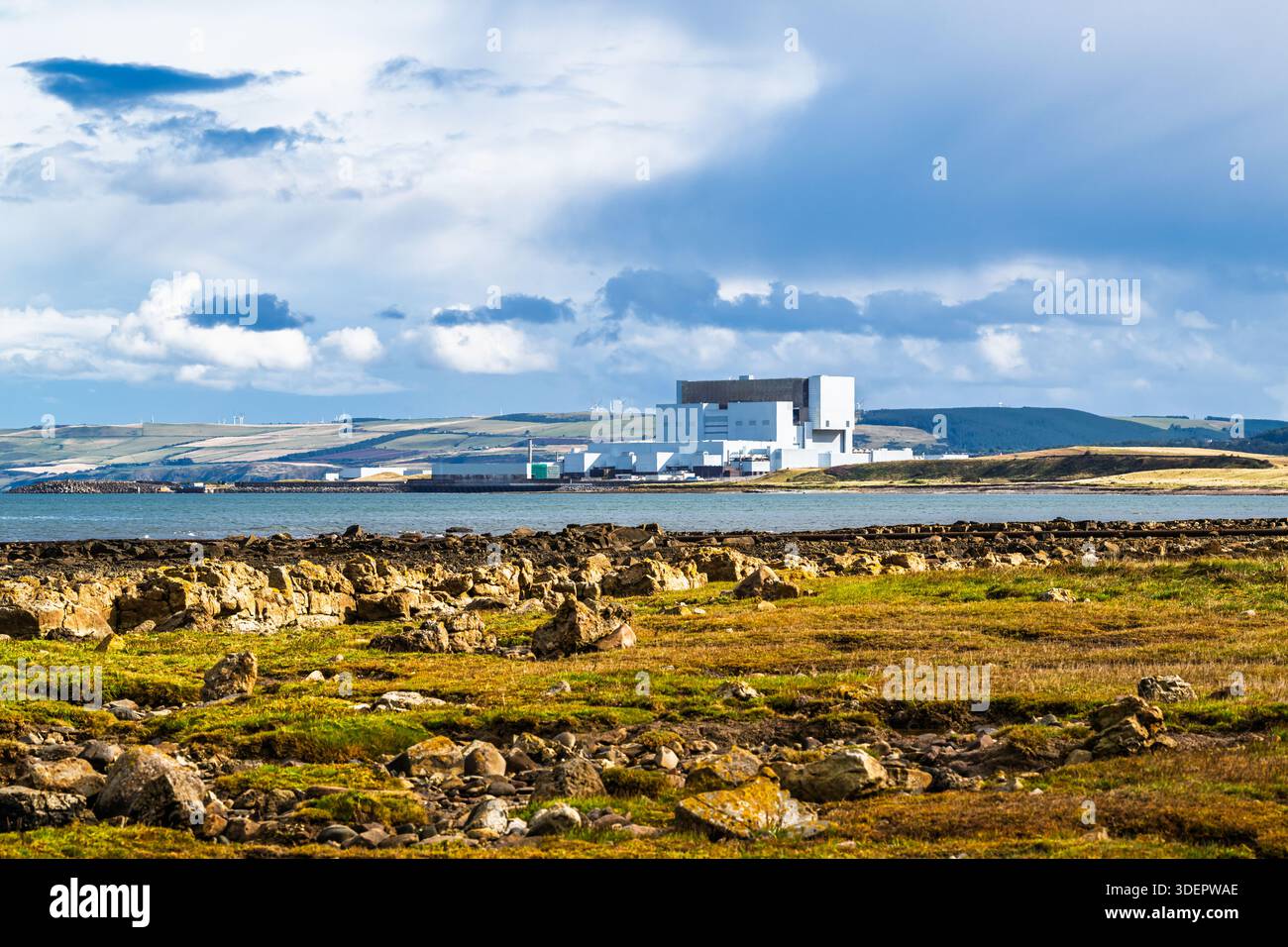 Torness power station hi-res stock photography and images - Page 3 - Alamy