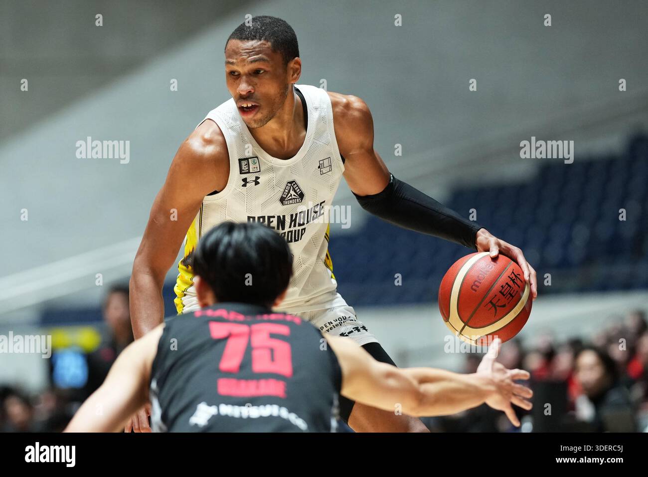 st Yoyogi Gymnasium, Tokyo, Japan. 8th Jan, 2026. Kerry Blackshear Jr (Crane Thunders), JANUARY 8, 2026 - Basketball : Emperor's Cup Basketball 2025-26 Final Round Quarter-final match between Gunma Crane Thunders 80-83 Alvark Tokyo at 1st Yoyogi Gymnasium, Tokyo, Japan. Credit: AFLO SPORT/Alamy Live News Stock Photo