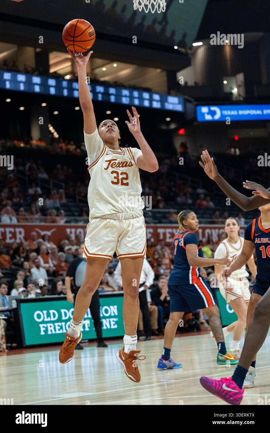 Jan 8, 2026. Teya Sidberry (32) of the Texas Longhorns in action vs the ...