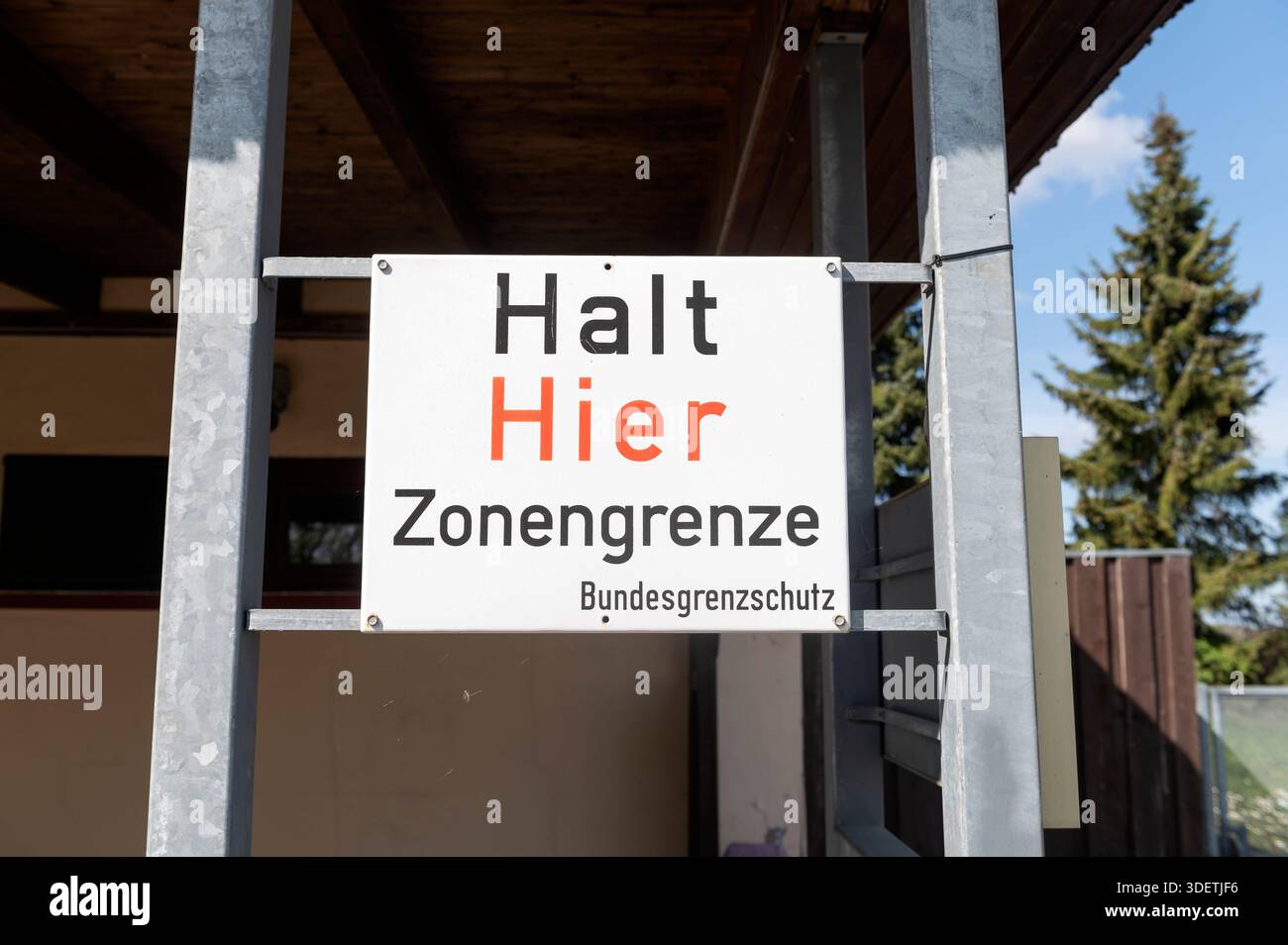Boizenburg/Elbe Mecklenburg-Vorpommern Germany Elbburg. The point at which the Iron Curtain once divided Germany. Checkpoint dating from when the cont Stock Photo