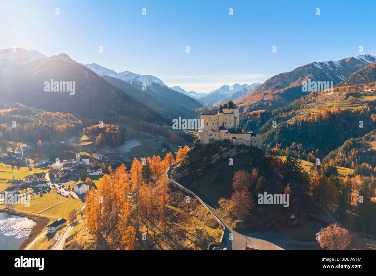 Switzerland tarasp castle hi-res stock photography and images - Alamy