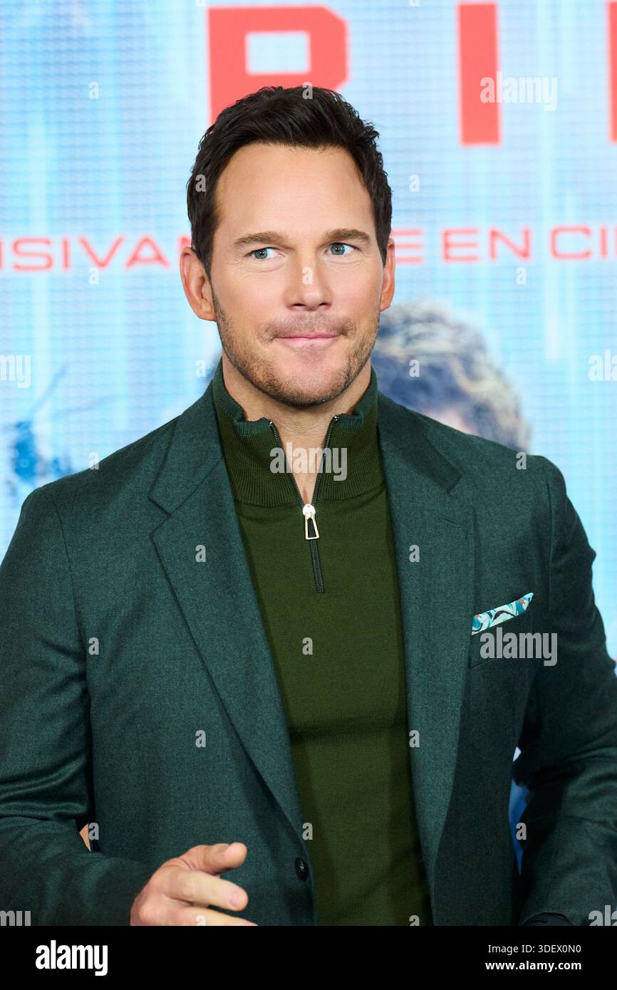 Chris Pratt Attends Mercy Photocall At Four Seasons Hotel On January Chris Pratt Attends Mercy Photocall At Four Seasons Hotel On January 9 2026 In Madrid Spain 3DEX0N0 
