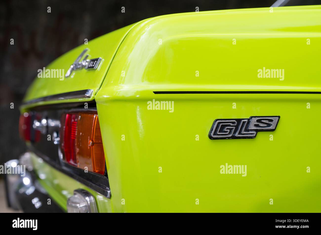 Hillman badge hi-res stock photography and images - Alamy