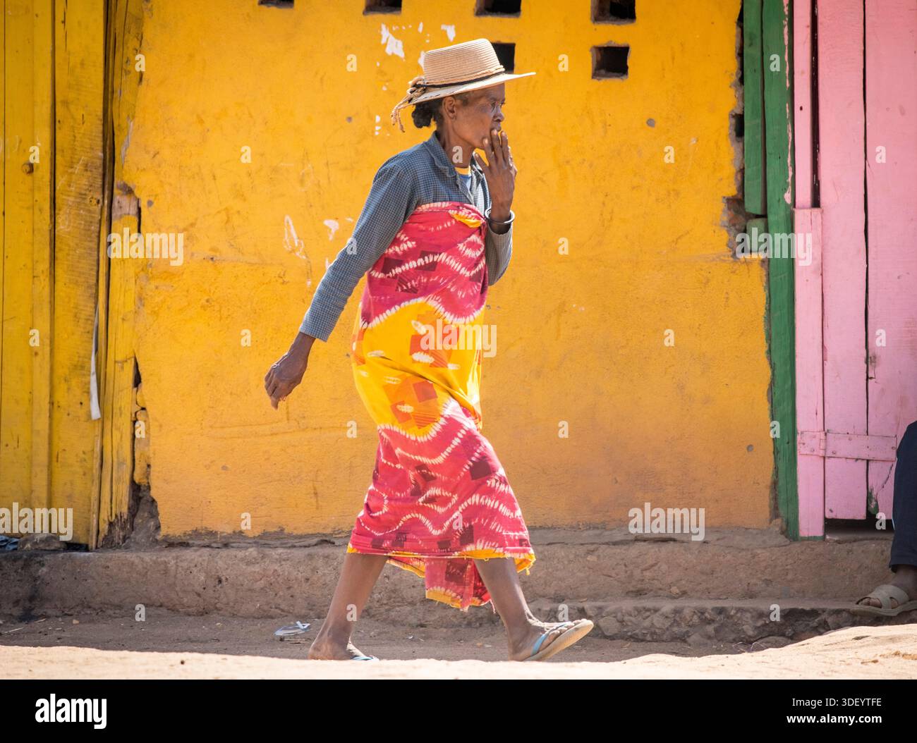 Standard wraparound skirt hi-res stock photography and images - Alamy