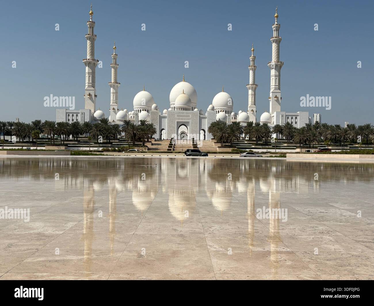 Sheikh Zayed Grand Mosque in Abu Dhabi — a majestic blend of Islamic architecture and serene elegance - Smartphone Captured Stock Image