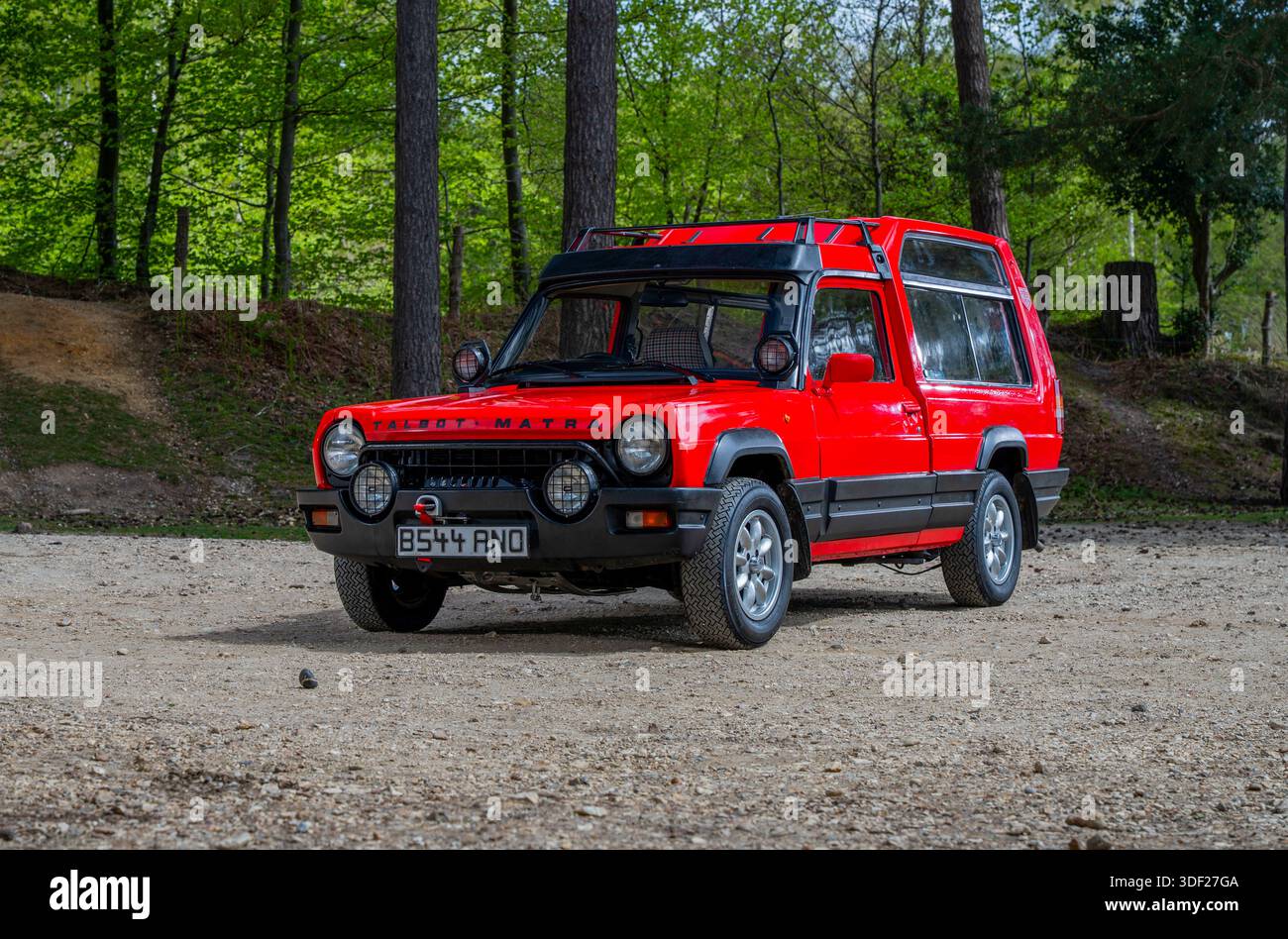 TALBOT MATRA RANCHO Grand Raid 1977 Khaki échelle 1/18 EUR 141,53 TALBOT MATRA RANCHO Grand Raid 1977 Khaki échelle 1/18 EUR 141,53