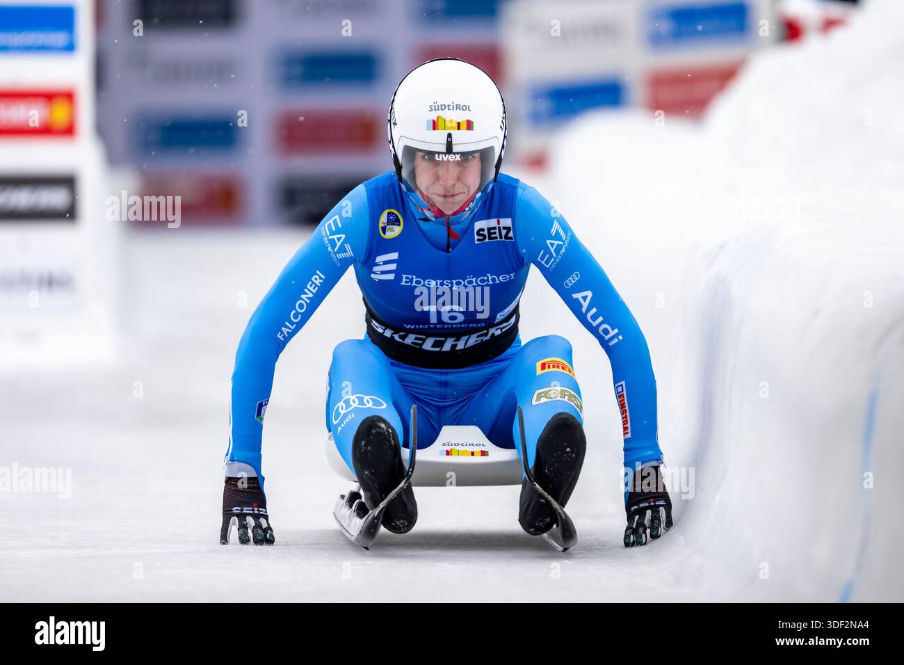 Winterberg, Germany. 10th Jan, 2026. Luge: World Cup, single-seater, women, 1st run: Verena Hofer (Italy) starts her run. Credit: David Inderlied/dpa/Alamy Live News Stock Photo
