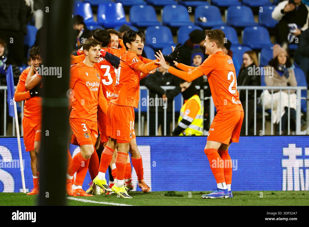 Getafe, Spain. 9th Jan, 2026. Real Sociedad team group (Sociedad) Football/Soccer : Real Sociedad team group celebrate after Aramburu's goal during Spanish 'LaLiga EA Sports' match between Getafe CF - Real Sociedad at the Estadio Coliseum Getafe in Getafe, Spain . Credit: Mutsu Kawamori/AFLO/Alamy Live News Stock Photo