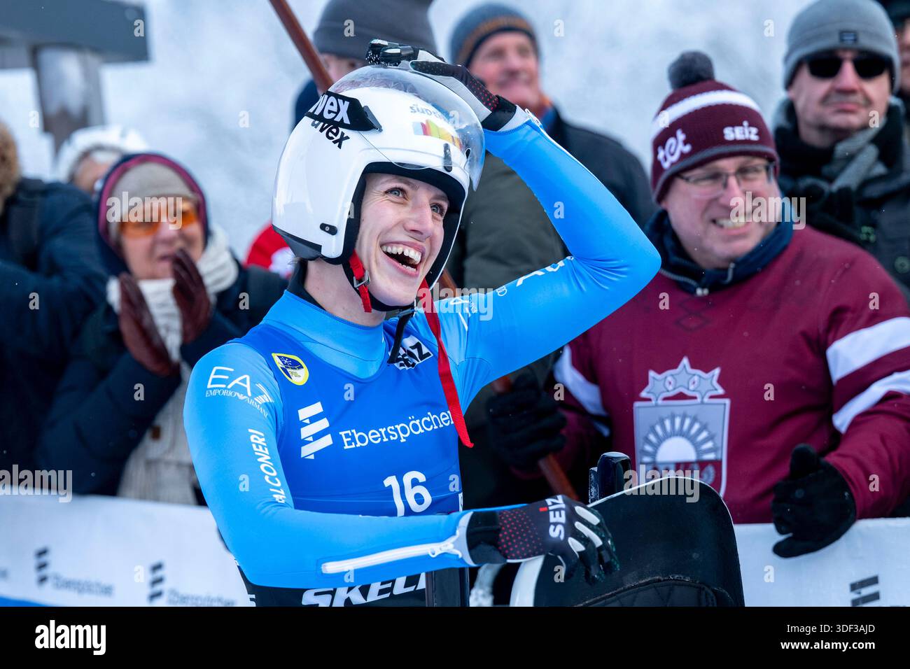 Winterberg, Germany. 10th Jan, 2026. Luge: World Cup, single-seater, women, 2nd run: Verena Hofer (Italy) reacts at the finish. Credit: David Inderlied/dpa/Alamy Live News Stock Photo