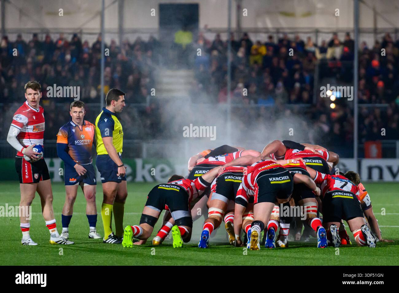 Rugby number 9 scrum hi-res stock photography and images - Alamy