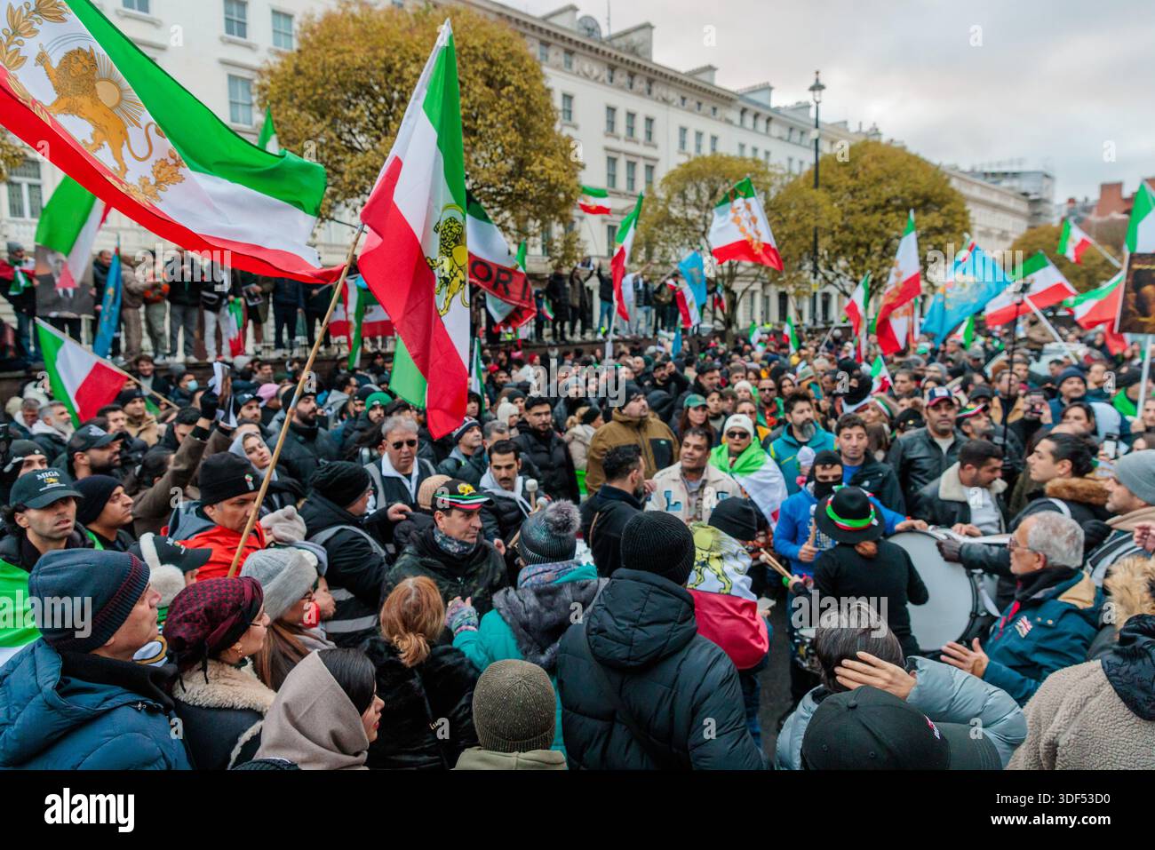 Iranian Embassy, London, UK. 10th January 2026. Members of the Iranian community filled the road opposite the Iranian Embassy in London with huge public demonstration in support of the protests in Iran and against the Islamic Republic and Ayatollah, calling for freedom from oppression and exiled Crown Prince Reza Pahlavi as their leader. Credit: Amanda Rose/Alamy Live News Stock Photo
