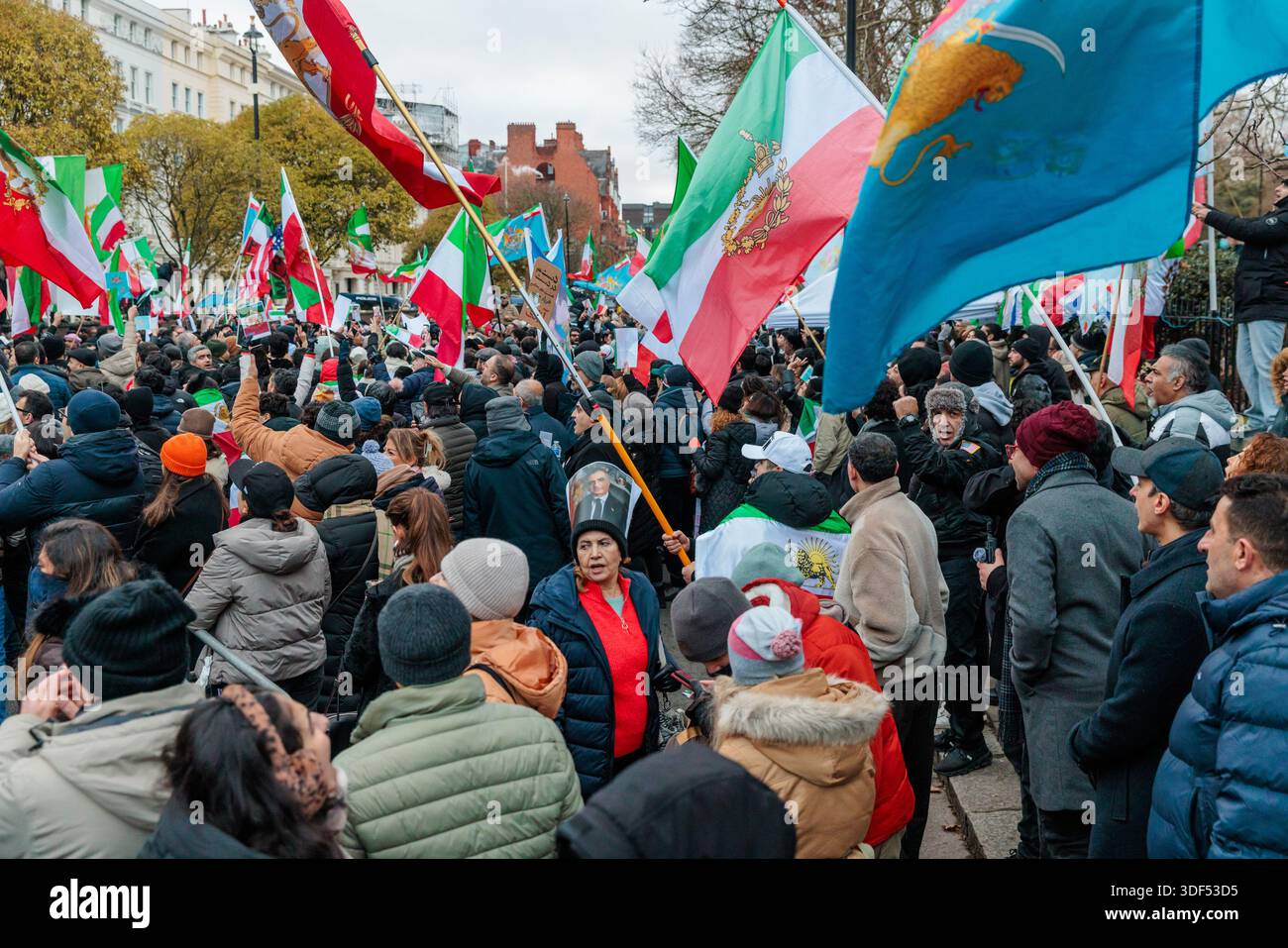 Iranian Embassy, London, UK. 10th January 2026. Members of the Iranian community filled the road opposite the Iranian Embassy in London with huge public demonstration in support of the protests in Iran and against the Islamic Republic and Ayatollah, calling for freedom from oppression and exiled Crown Prince Reza Pahlavi as their leader. Credit: Amanda Rose/Alamy Live News Stock Photo