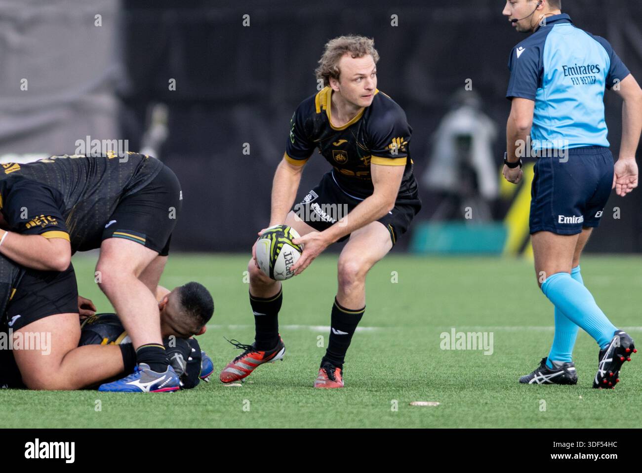 Joe Powell of Montauban during the Challenge Cup match between ...