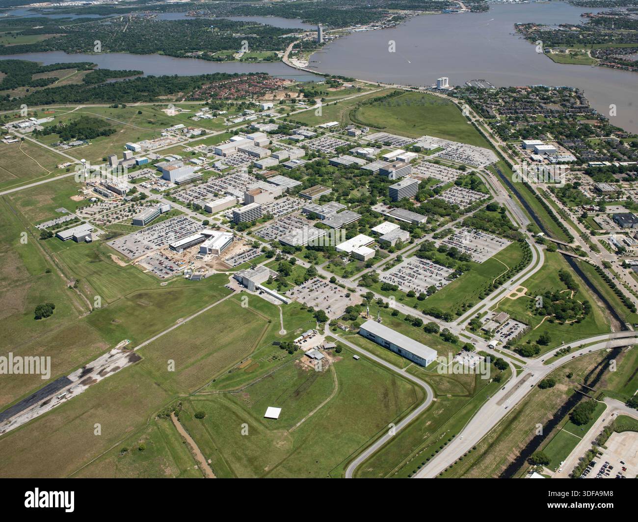 Aerial persepctive of Johnson Space Center photographed from a U.S ...