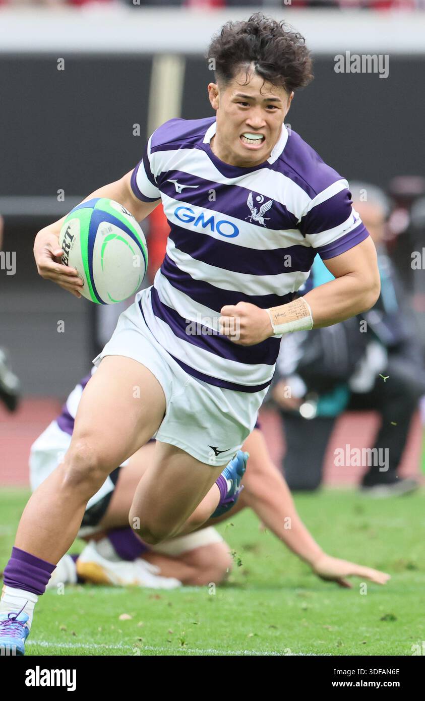 Tokyo, Japan. 11th Jan, 2026. Meiji University fly half Ryunosuke Ito carries the ball into the goal zone to score a try at the 62nd Japan University Rugby Championship against Waseda University at Japan's national MUFG stadium in Tokyo on Sunday, January 11, 2025. Meiji defeated Waseda 22-10 at the final of championship. (photo by Yoshio Tsunoda/AFLO) Stock Photo