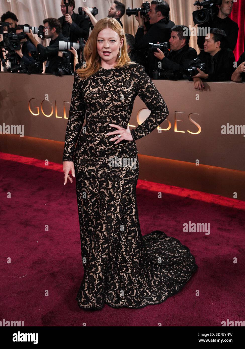 sarah snook golden globes dress attending the 83rd awards at The Beverly Hilton in Beverly Hills, Los Angeles, California, USA. Picture date: Sunday January 11, 2026 Stock Photo sarah snook 2025
