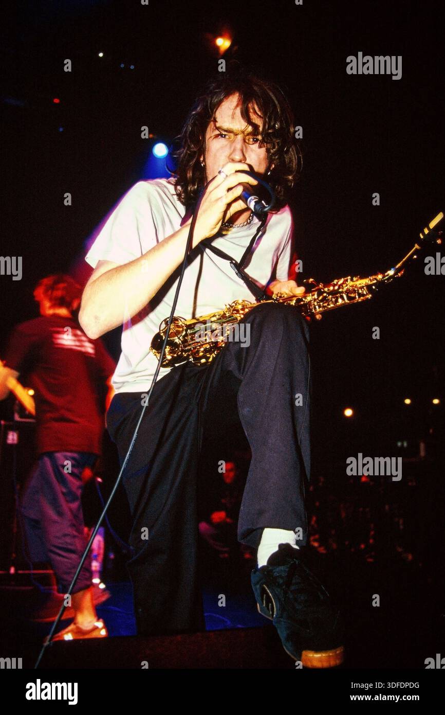 Jake sims fielding capdown hi-res stock photography and images - Alamy