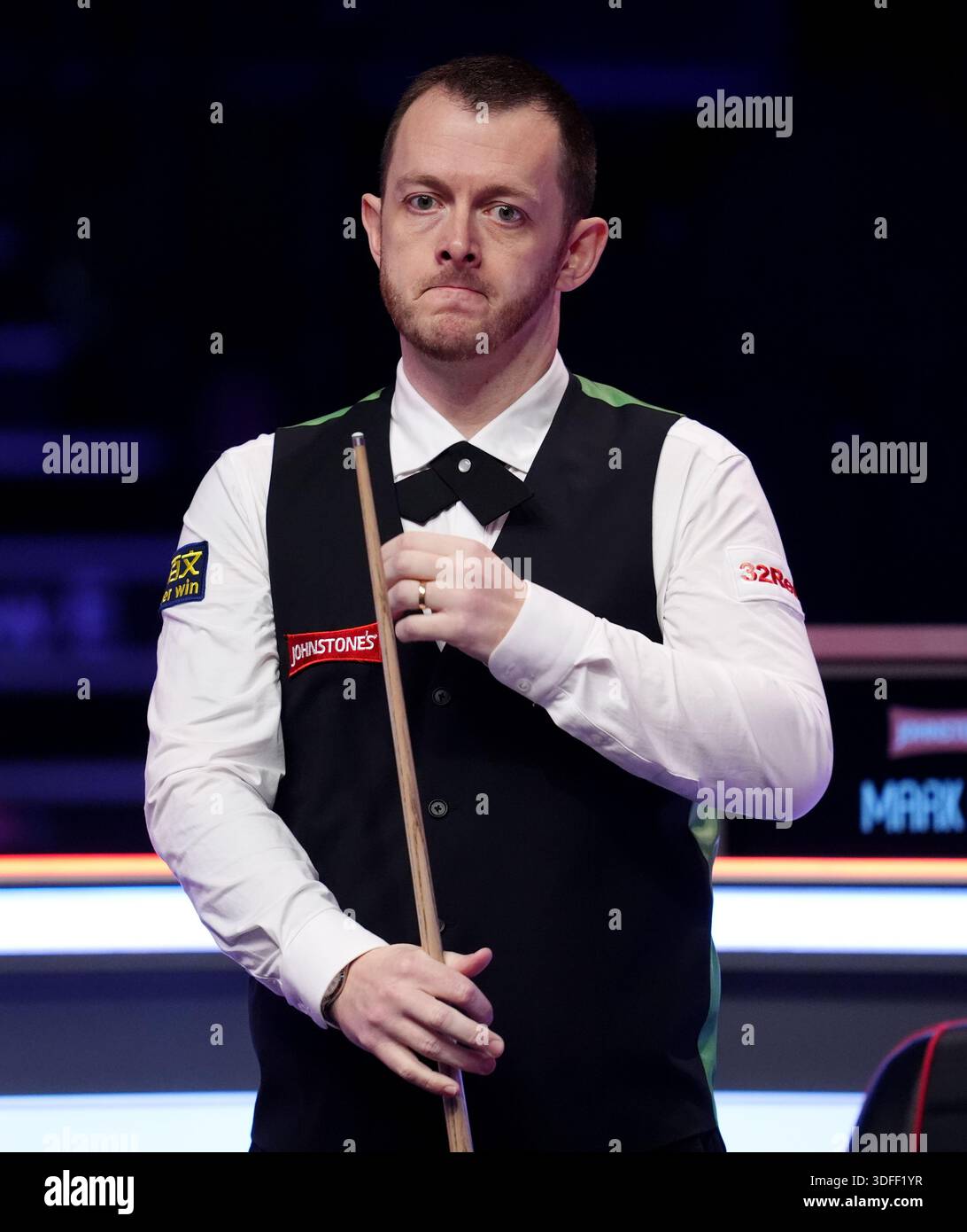 Mark Allen Reacts Against Mark Williams Not In Picture On Day Two Of Mark Allen Reacts Against Mark Williams Not In Picture On Day Two Of The 2026 Johnstones Paint Masters At Alexandra Palace London Picture Date Monday January 12 2026 3DFF1YR 