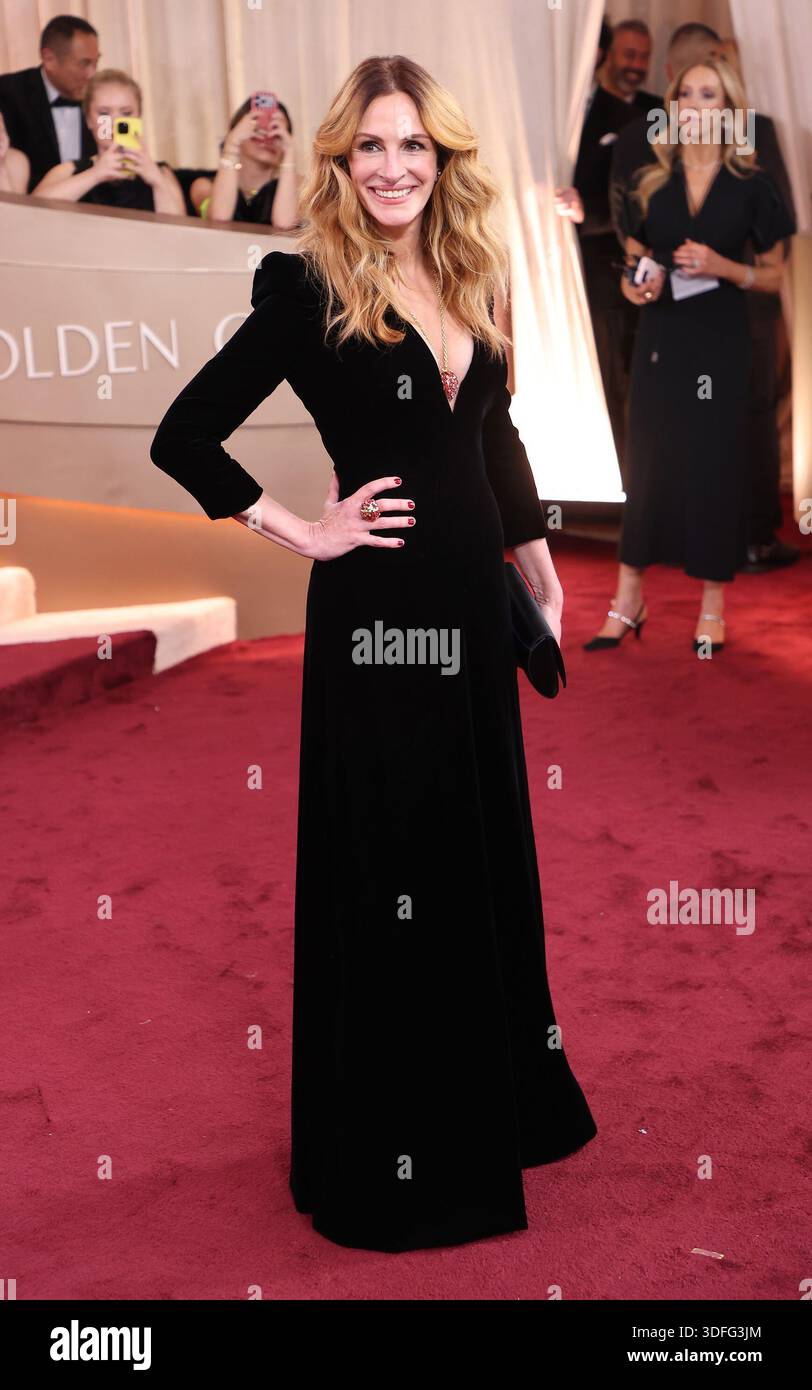 BEVERLY HILLS, CALIFORNIA - JANUARY 11: Julia Roberts at the 83rd Annual Golden Globe Awards at The Beverly Hilton on January 11, 2026 in Beverly Hills, California. EDITORIAL USAGE ONLY! Not for Commercial USAGE! Stock Photo