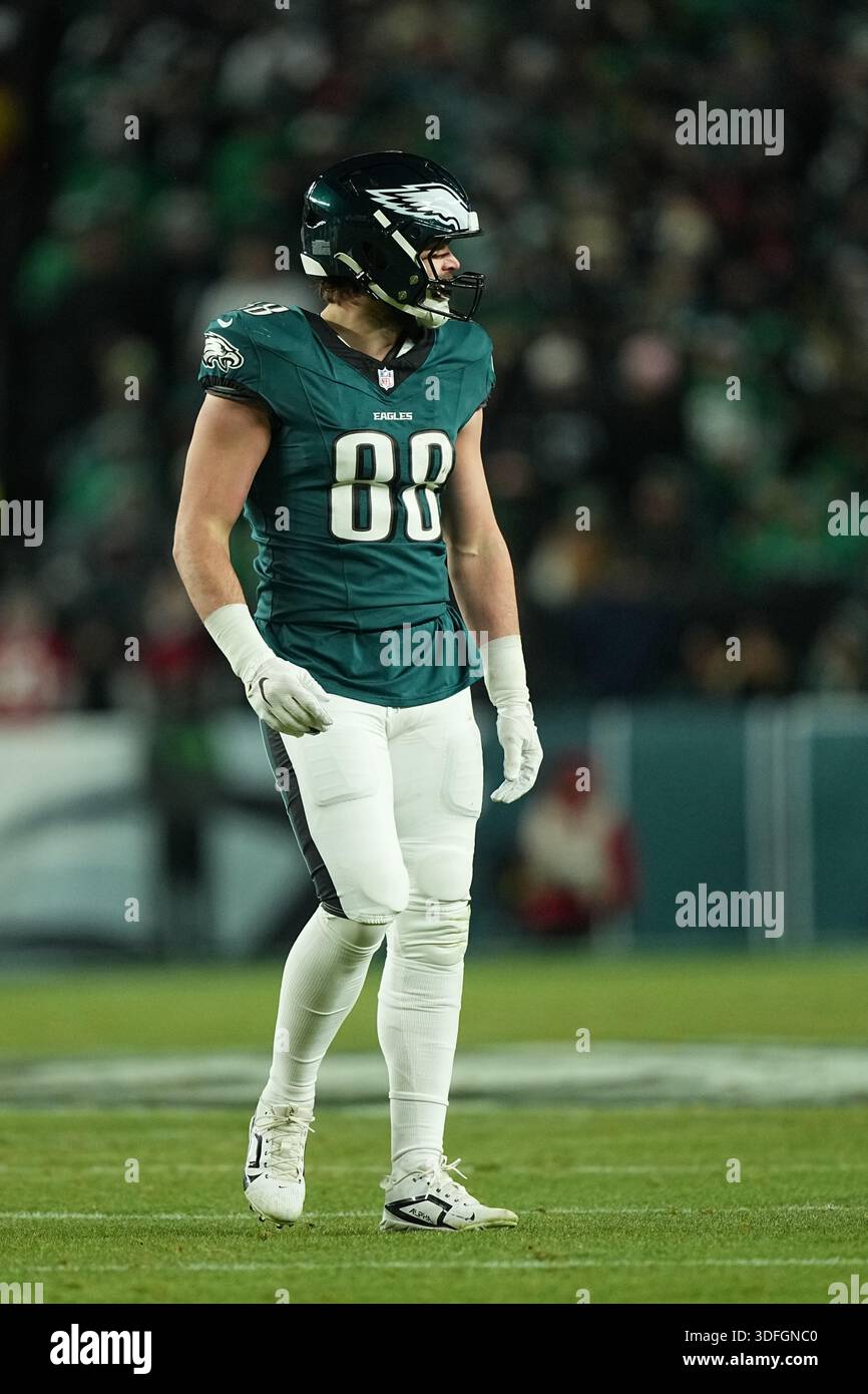 Matt Rourke Ap Philadelphia Eagles' Dallas Goedert in action an NFL football game ...